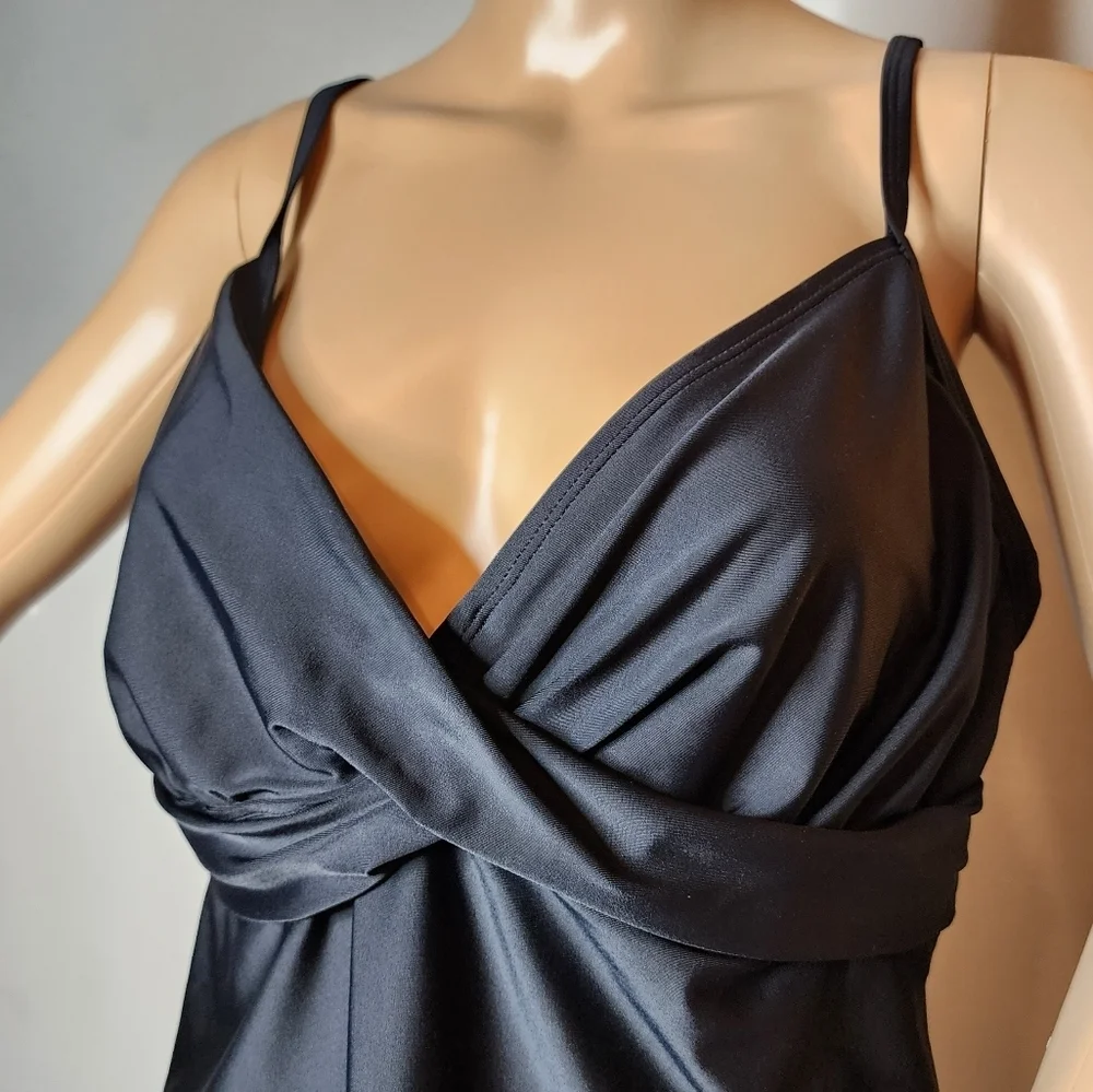 Athleta black swim